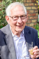 Dr. Devreker Guy